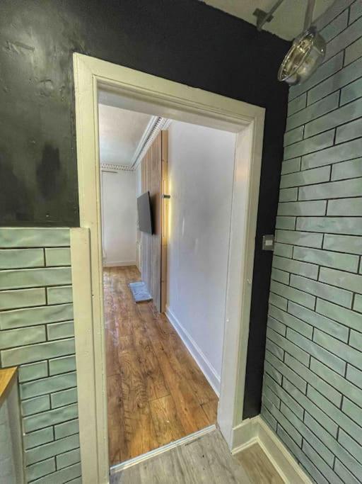 1 Bed Apartment Единбург Екстер'єр фото